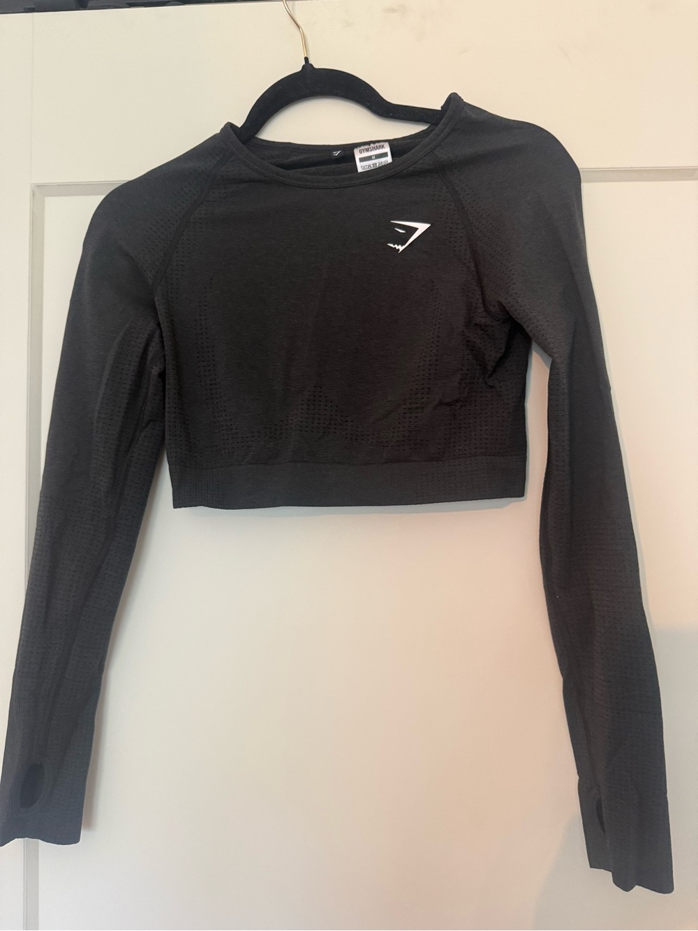 Gymshark Black Long-Sleeve Crop Top with Logo